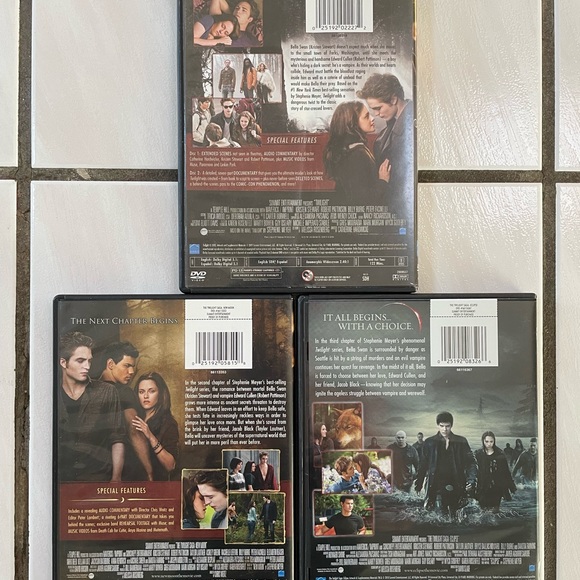 Twilight, Twilight New Moon and Twilight Eclipse DVDs. Pre-owned. - Picture 2 of 2